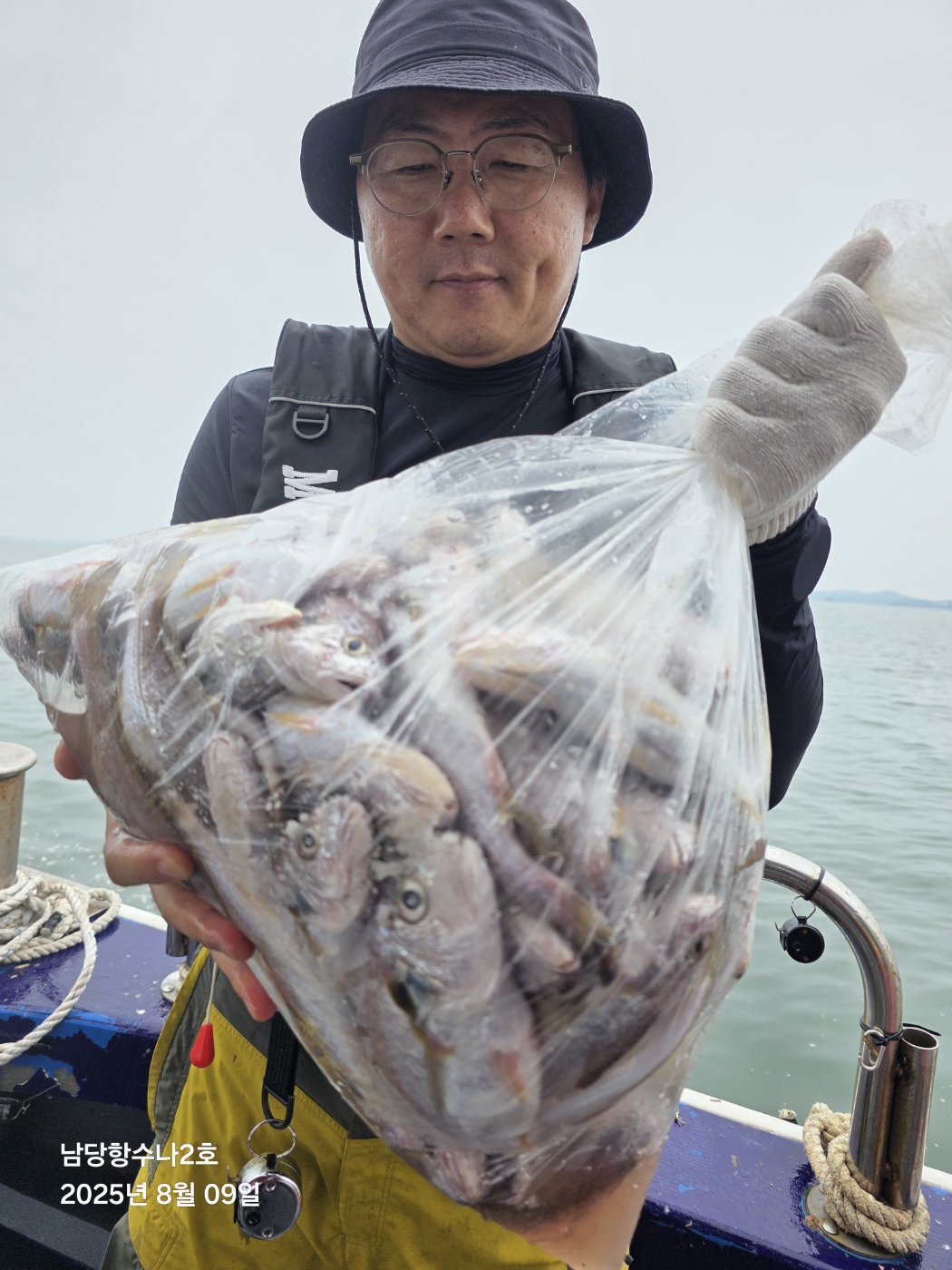 8월 9일 수나2호 백조기 조황사진입니다.